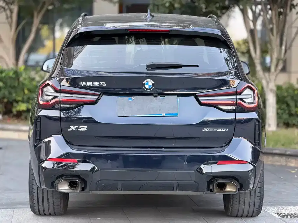 BMW X3 — фото 9