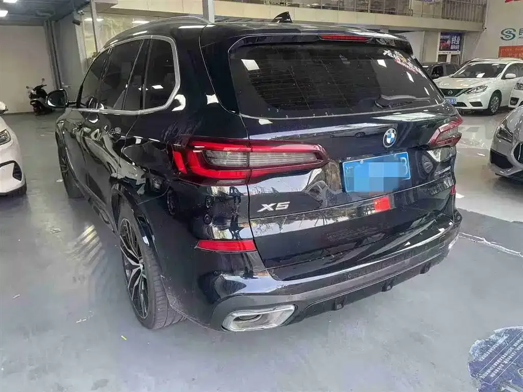 BMW X5 — фото 2