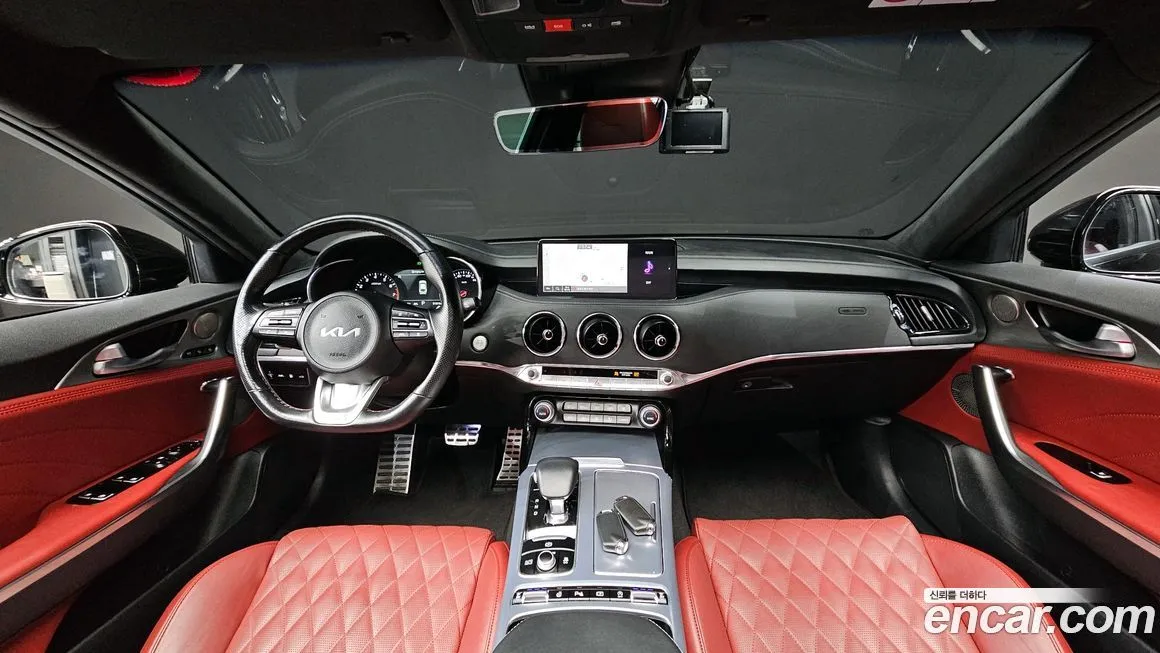 Kia Stinger — фото 10