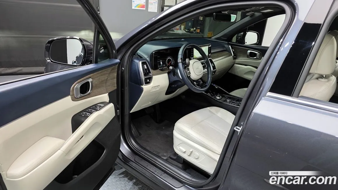 Kia Sorento — фото 10
