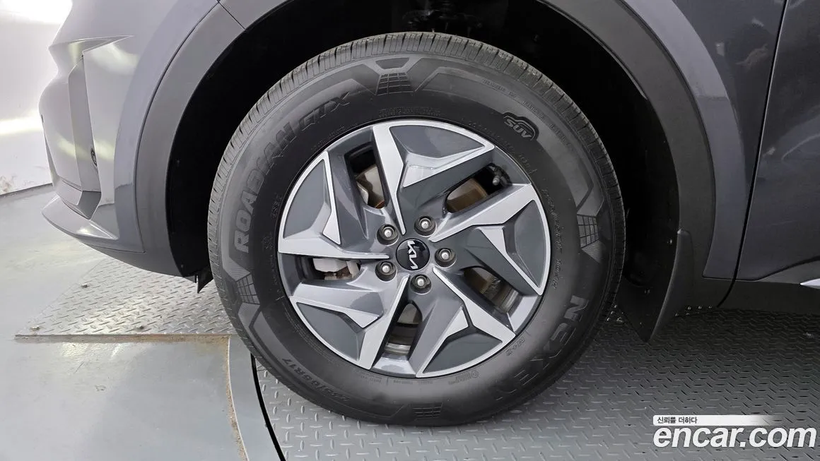 Kia Sorento — фото 4