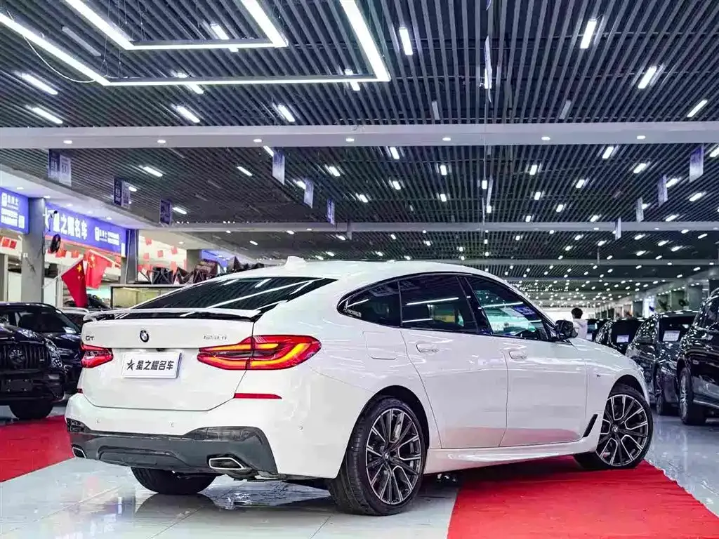 BMW 6 Series GT — фото 8