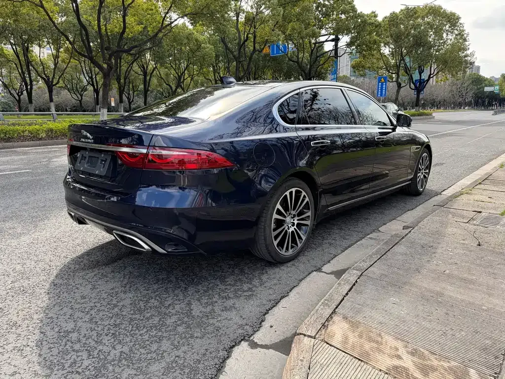 Jaguar XFL — фото 10
