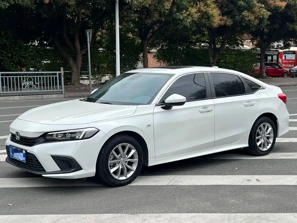 Honda Civic — фото 1