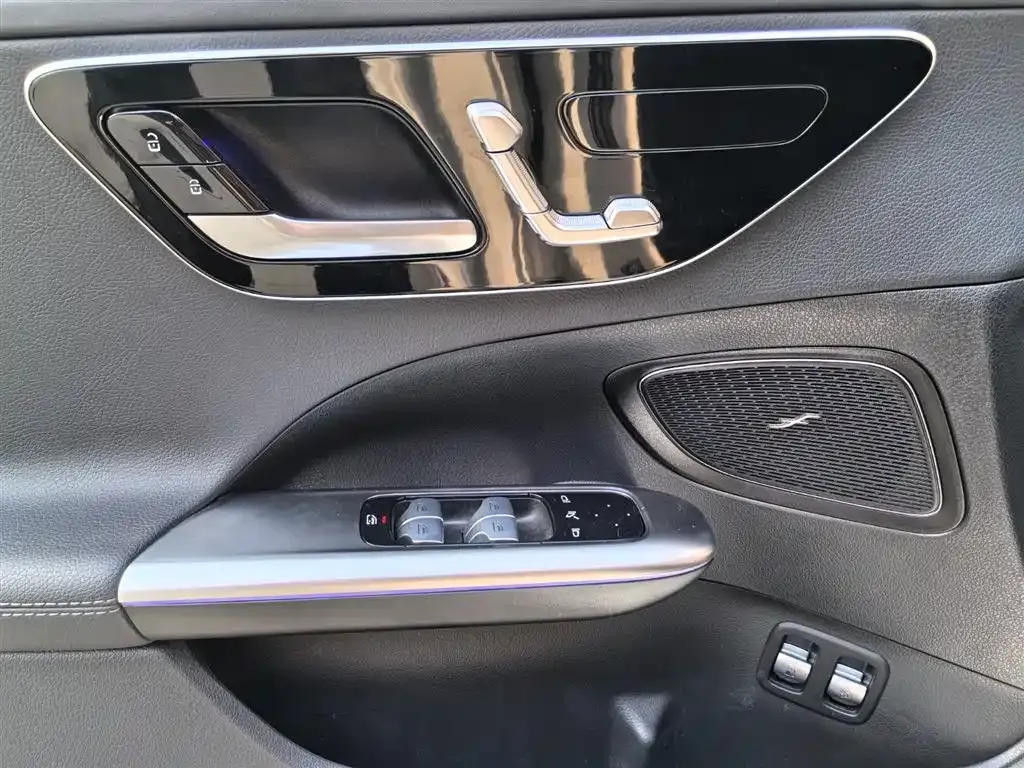 Mercedes-Benz C-Class New Energy — фото 7