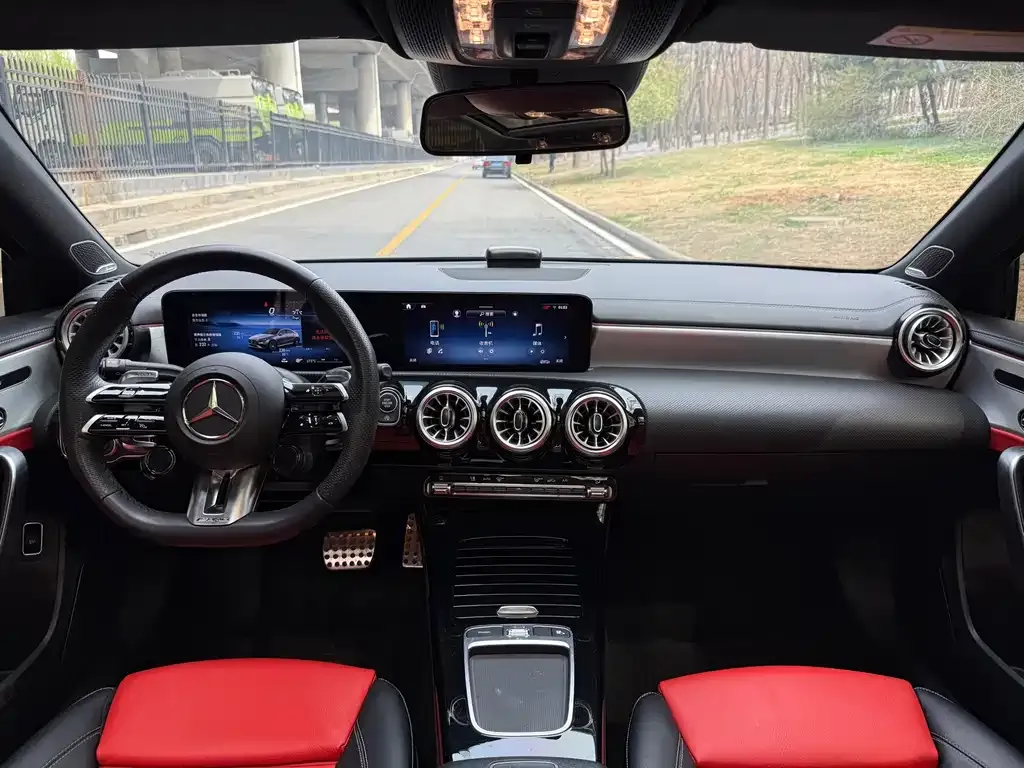 Mercedes-Benz A-Class AMG — фото 8