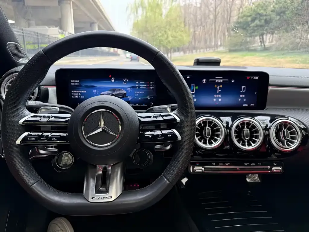 Mercedes-Benz A-Class AMG — фото 2