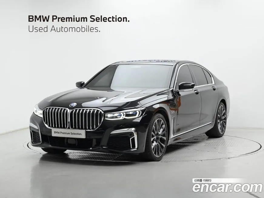 BMW 7-Series — фото 1