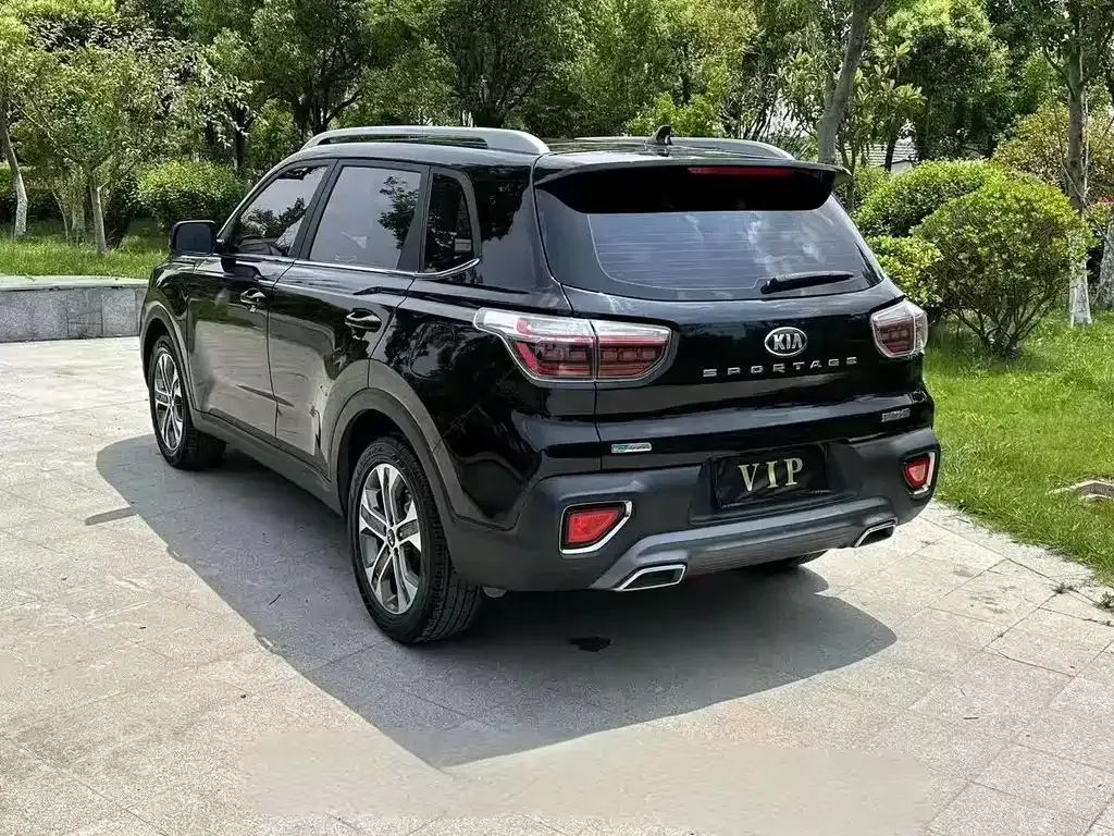 Kia Sportage — фото 6