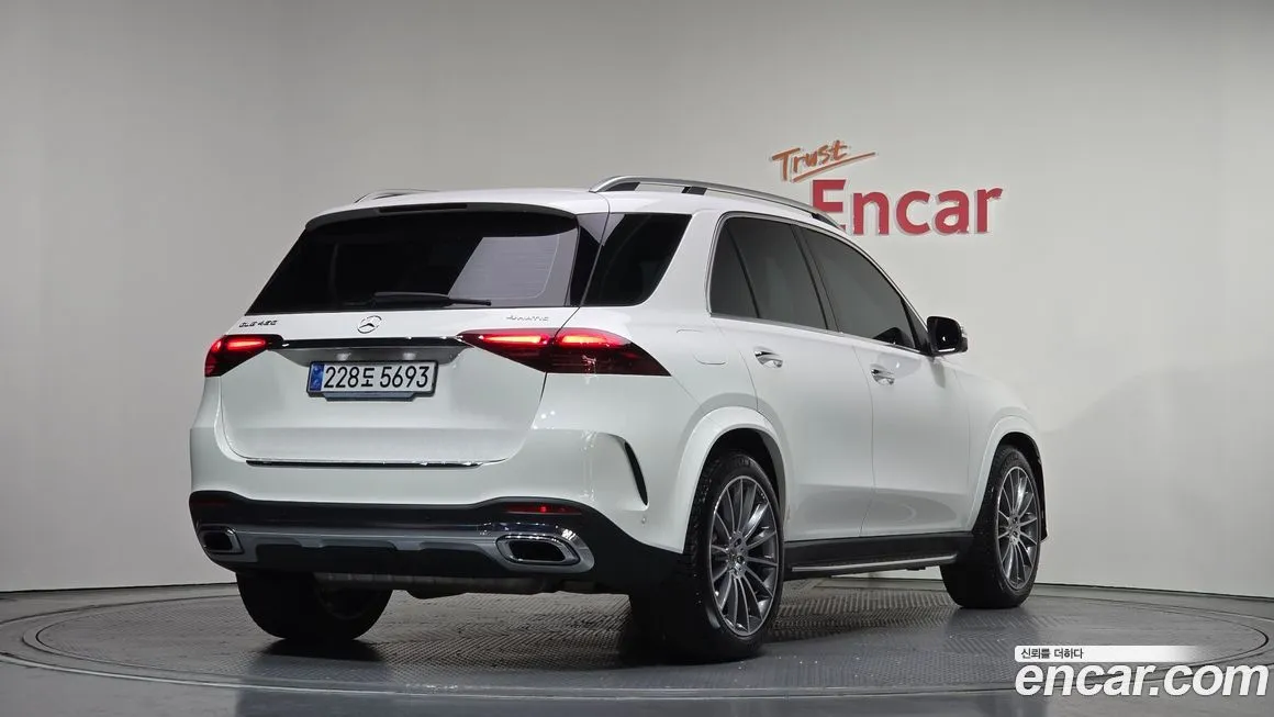 Mercedes-Benz GLE-Class — фото 3