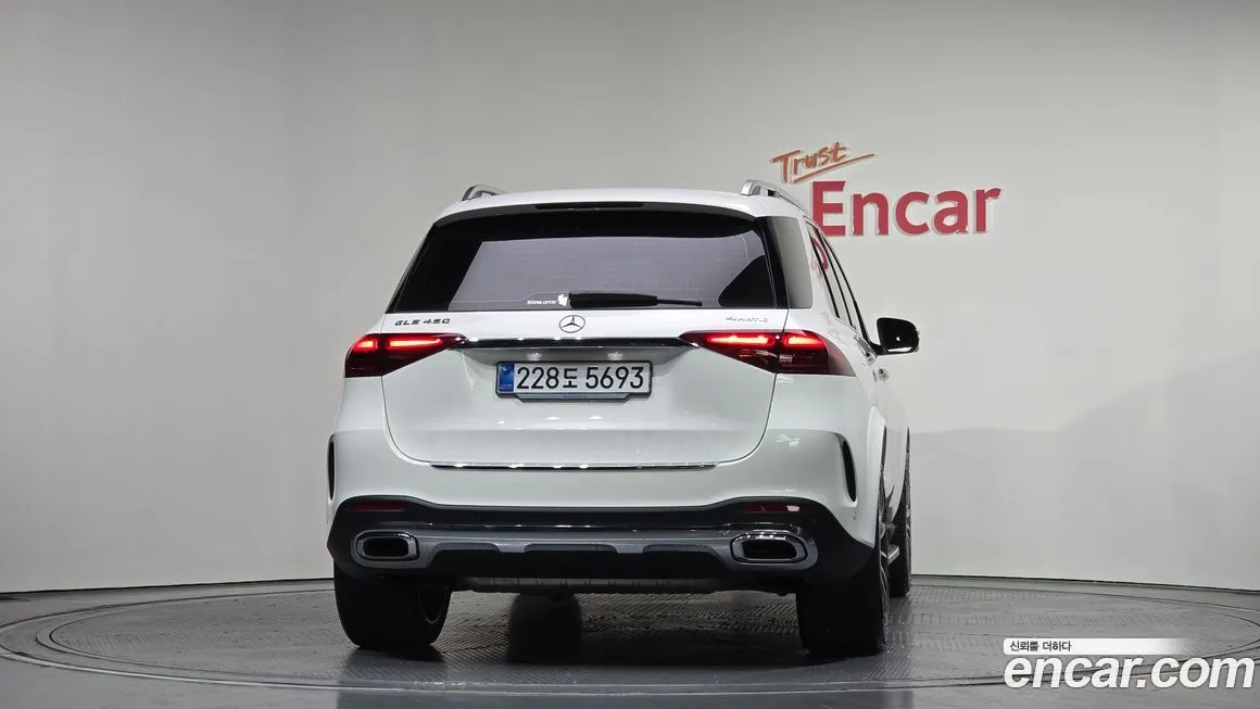 Mercedes-Benz GLE-Class — фото 5