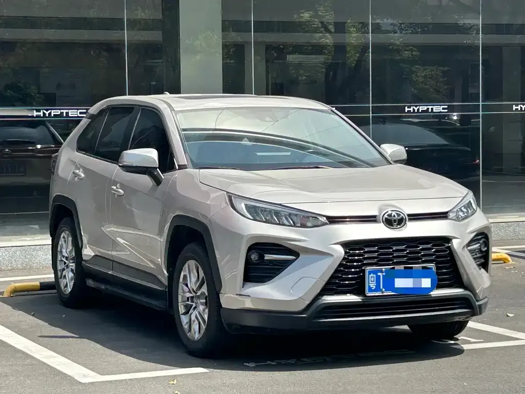 Toyota Wildlander — фото 2