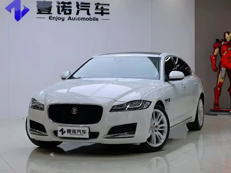 Jaguar XFL — фото 3
