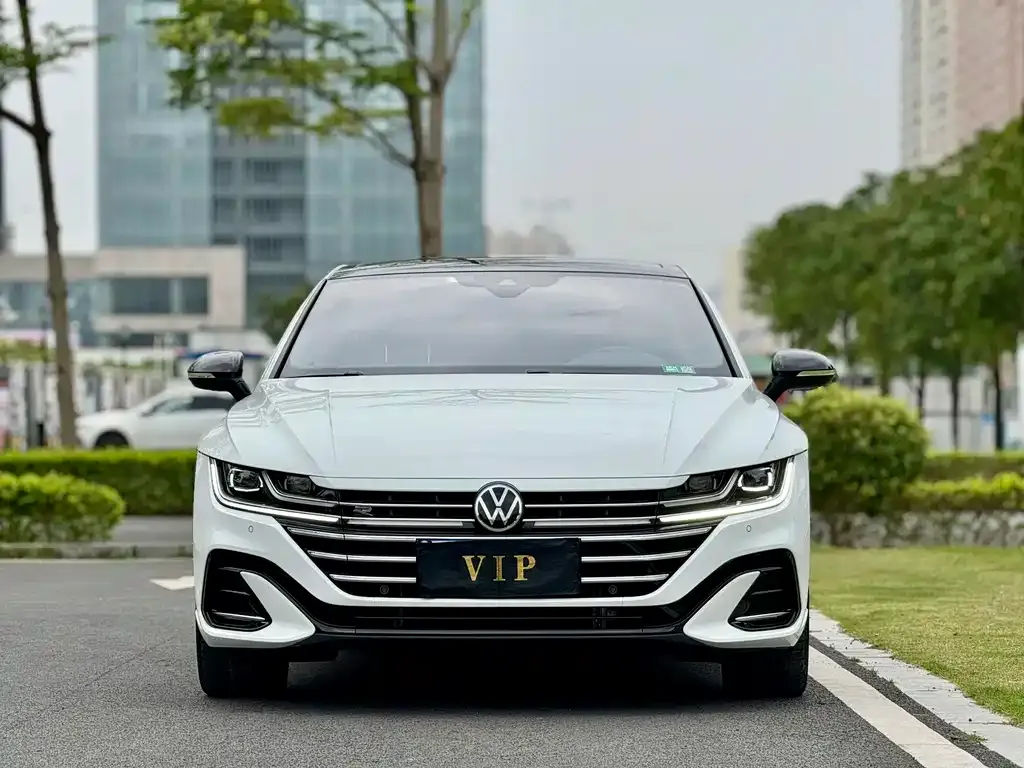 Volkswagen CC — фото 10