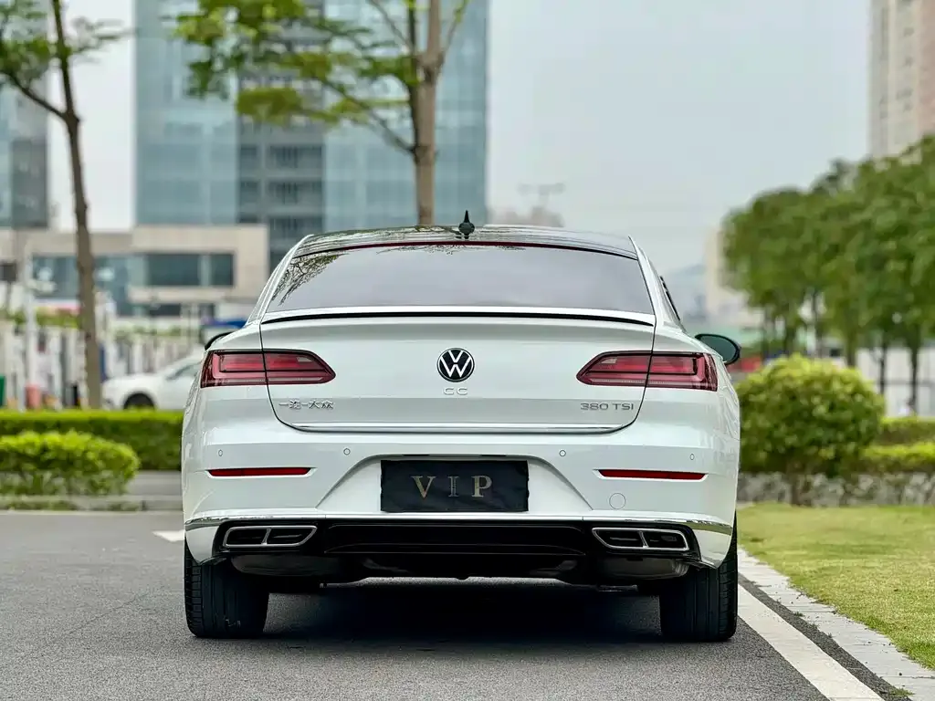 Volkswagen CC — фото 4