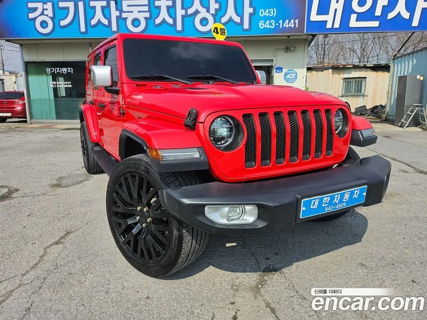 Jeep Wrangler — фото 1