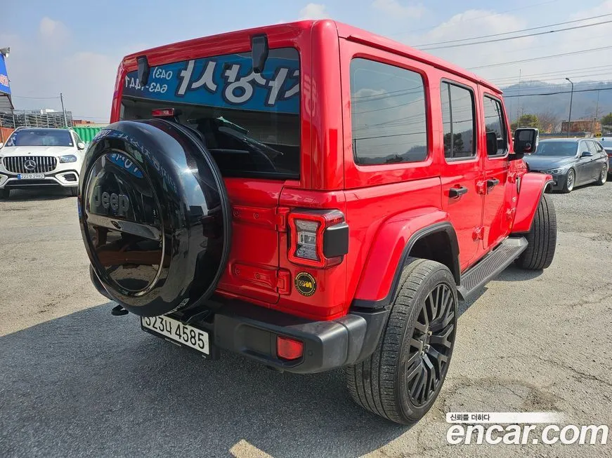 Jeep Wrangler — фото 10