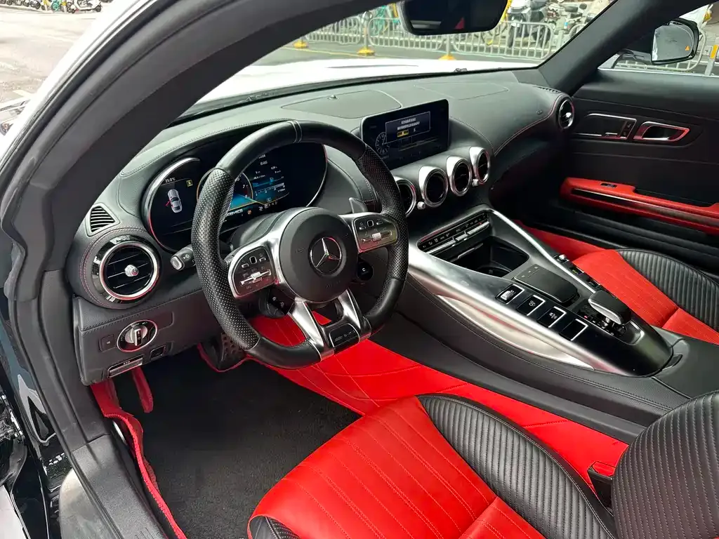Mercedes-Benz AMG GT — фото 7