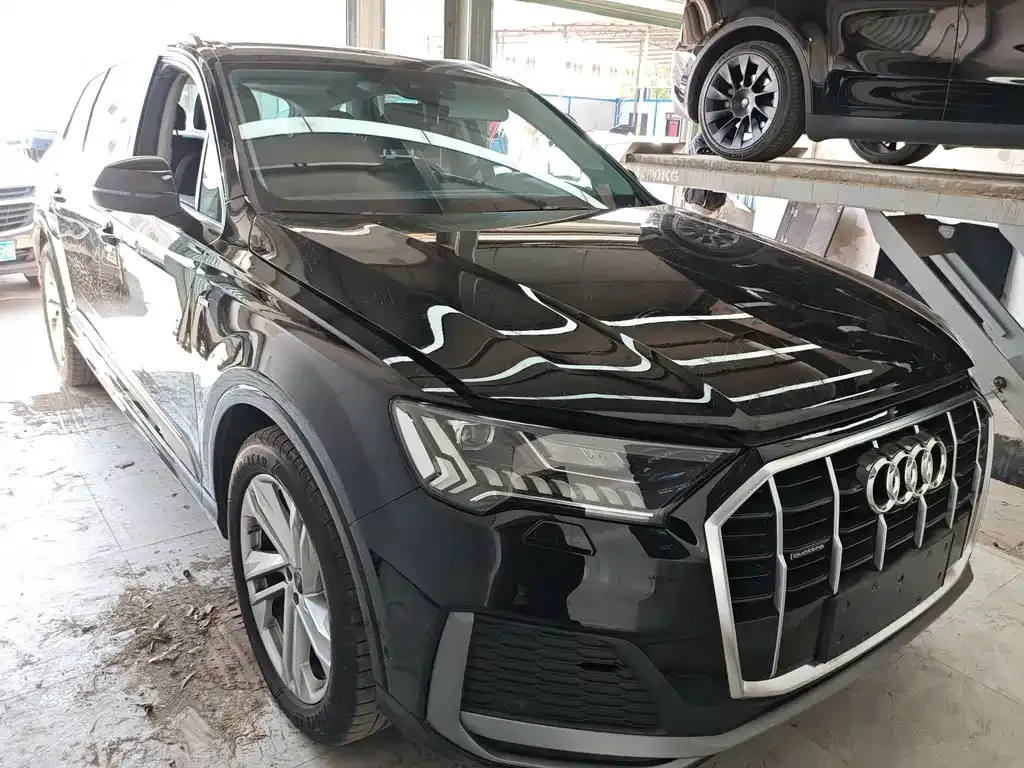 Audi Q7 — фото 5