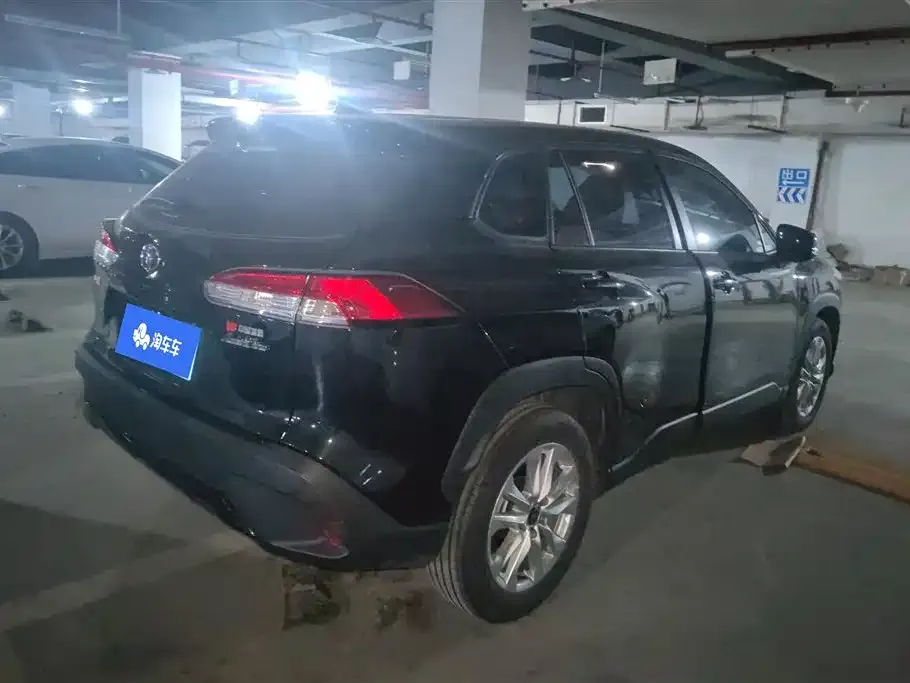 Toyota Corolla Cross — фото 2