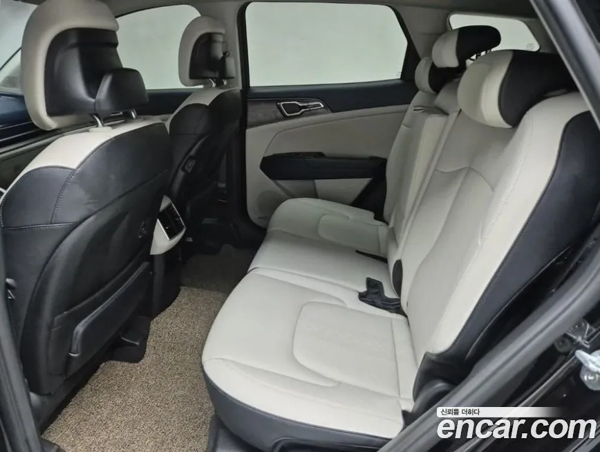 Kia Sportage — фото 8
