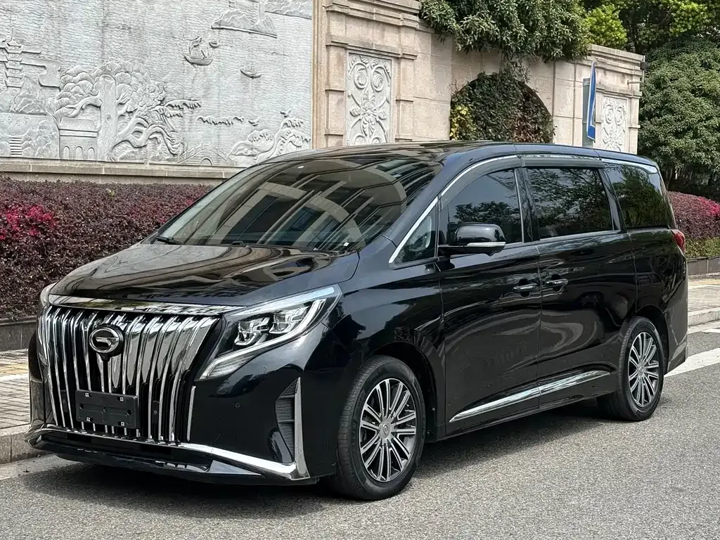 GAC Motor Trumpchi M8 — фото 1