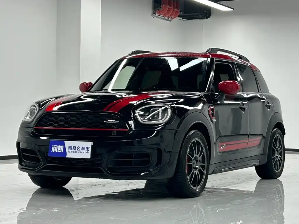 MINI Countryman JCW — фото 1