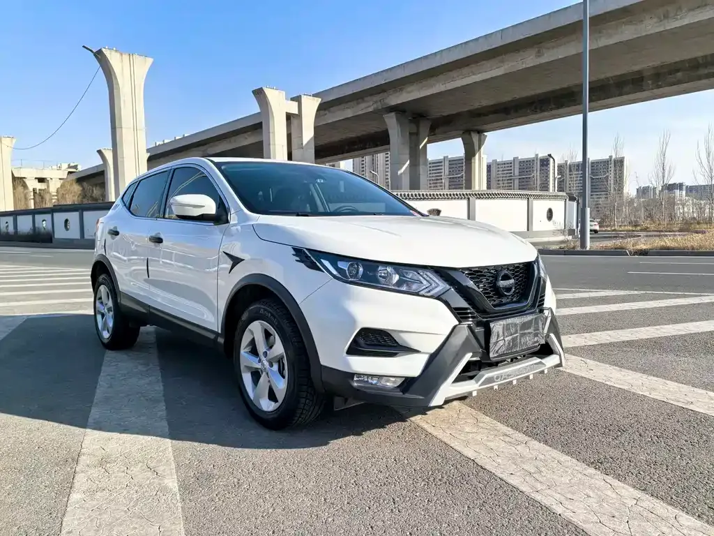 Nissan Qashqai — фото 3