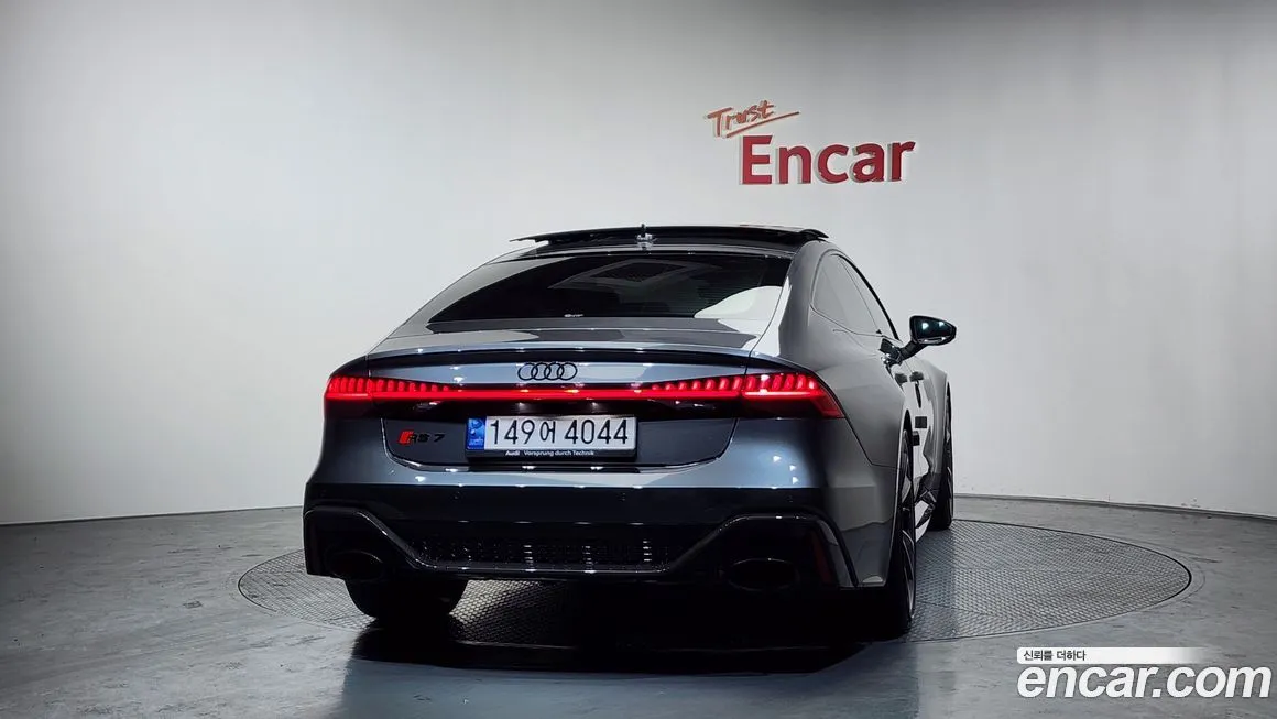 Audi RS7 — фото 3