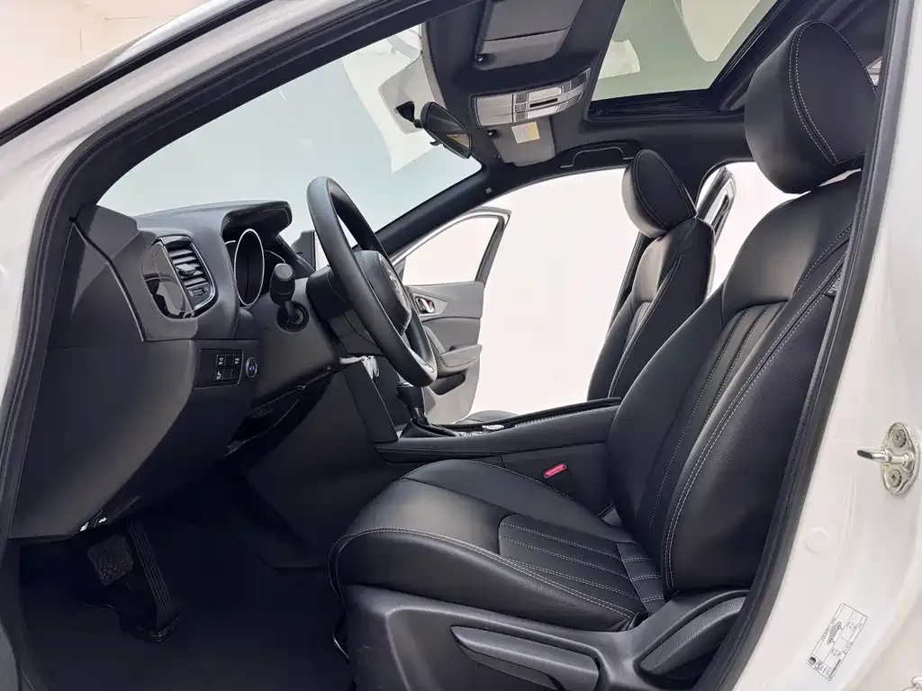 Mazda CX-4 — фото 7
