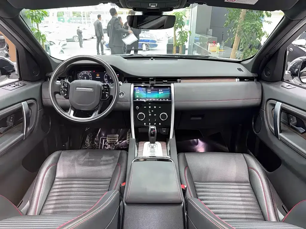 Land Rover Discovery Sport — фото 10