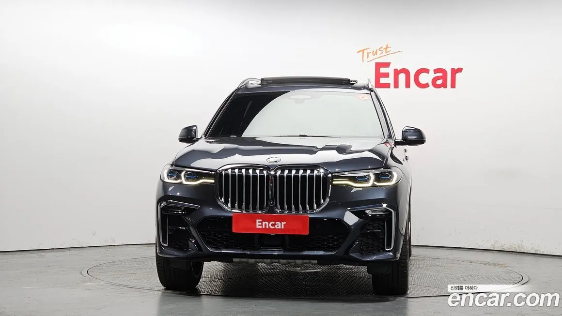 BMW X7 — фото 3