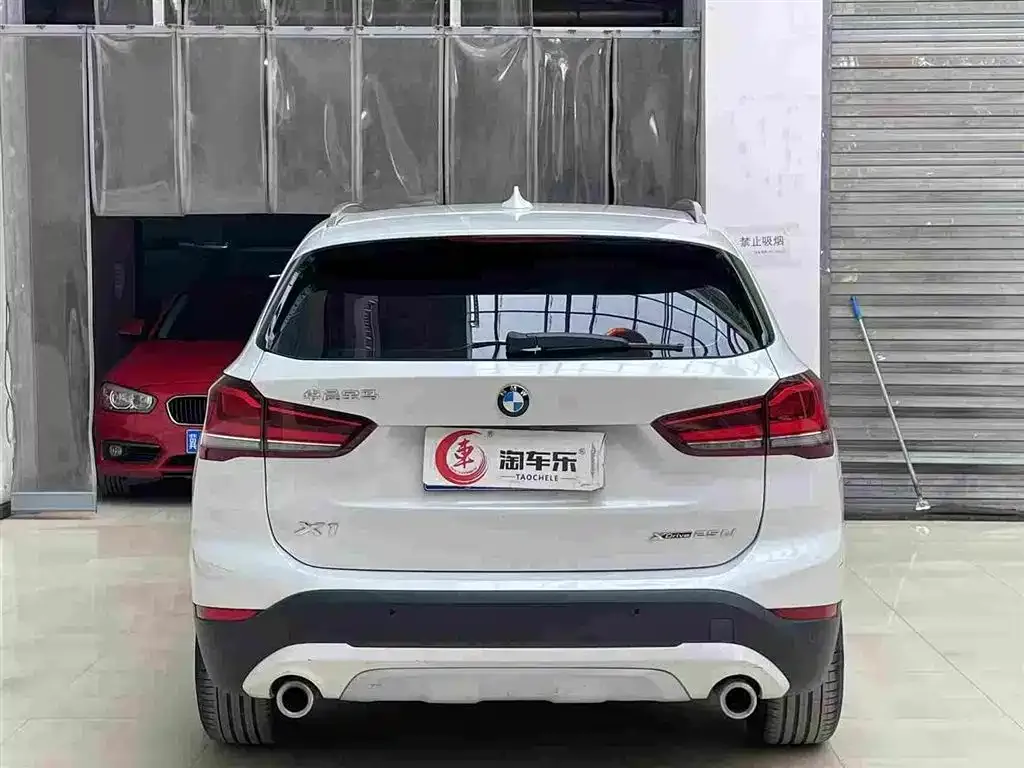 BMW X1 — фото 2