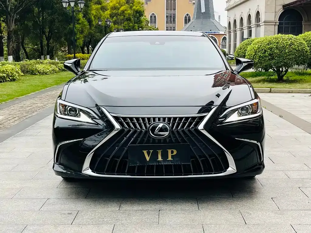 Lexus ES — фото 2