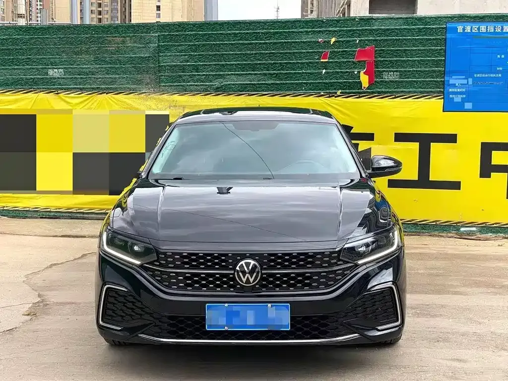 Volkswagen Passat — фото 5
