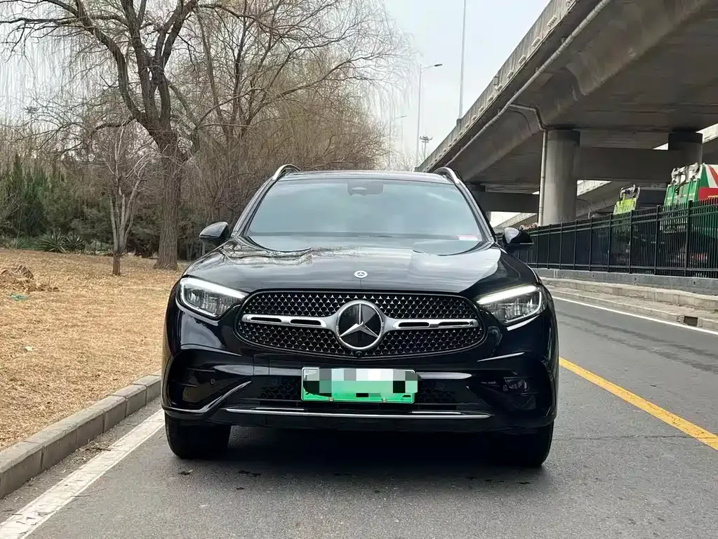 Mercedes-Benz GLC PHEV — фото 4