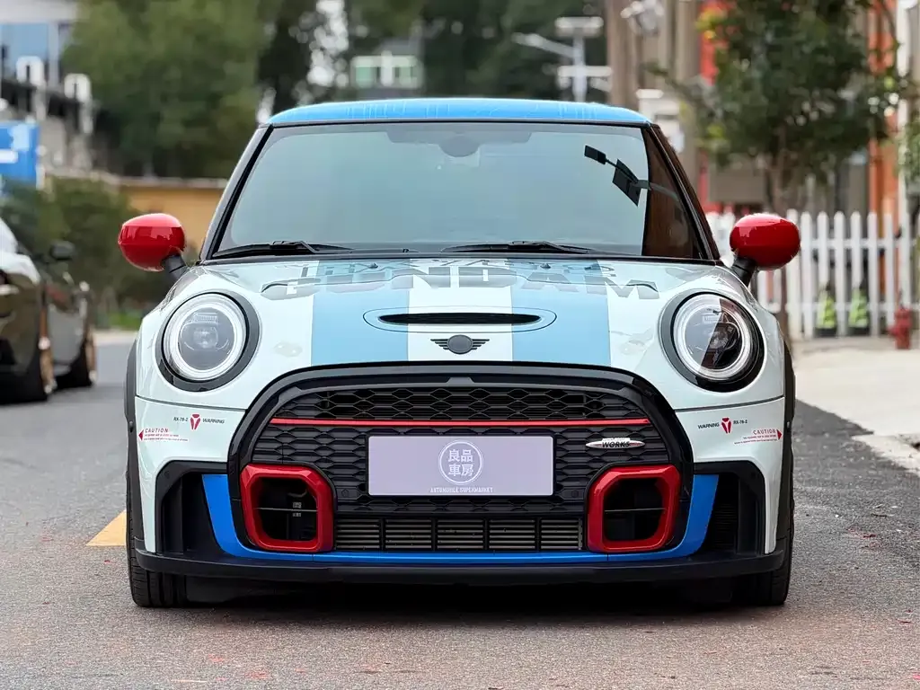 MINI JCW (John Cooper Works) — фото 8