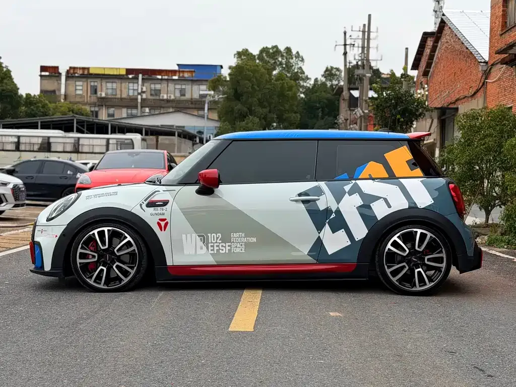 MINI JCW (John Cooper Works) — фото 5