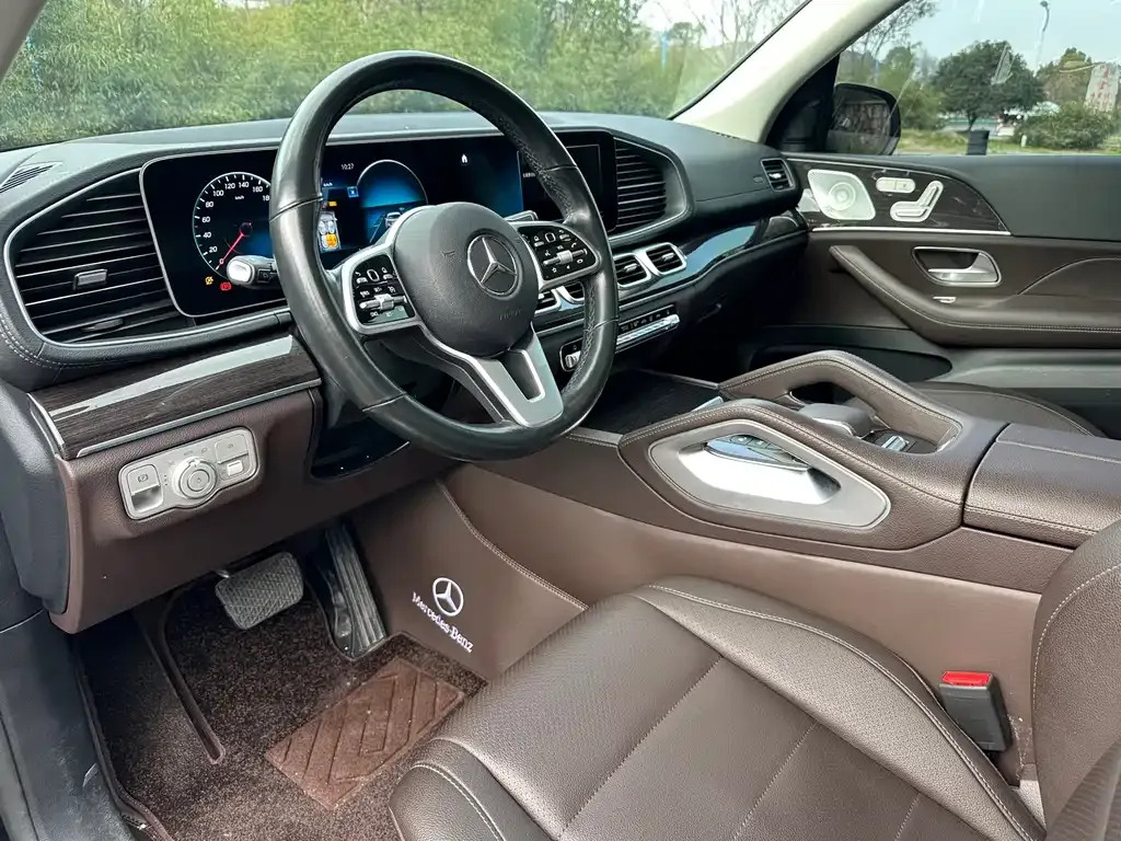 Mercedes-Benz GLE — фото 7