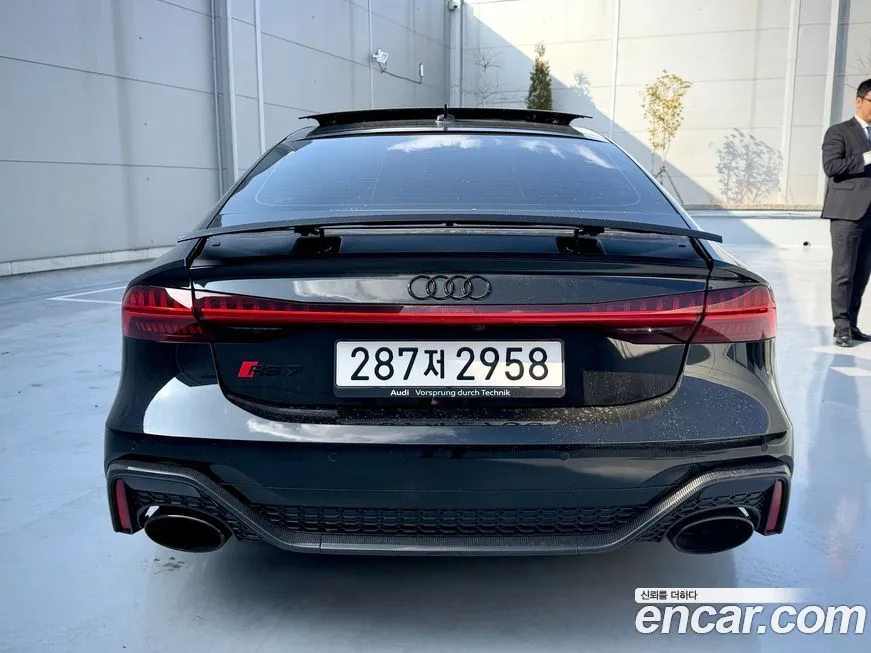 Audi RS7 — фото 3