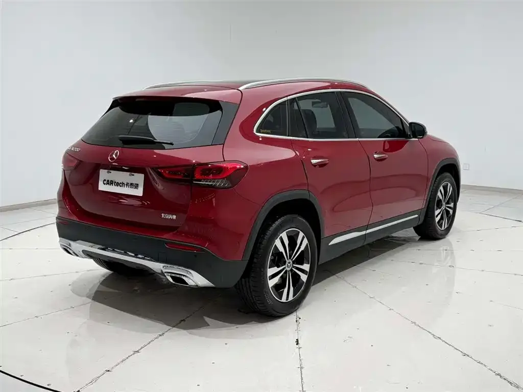 Mercedes-Benz GLA — фото 7