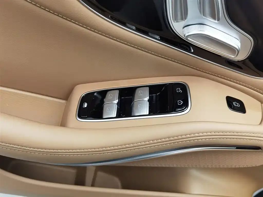 Roewe Feifan R7 — фото 10