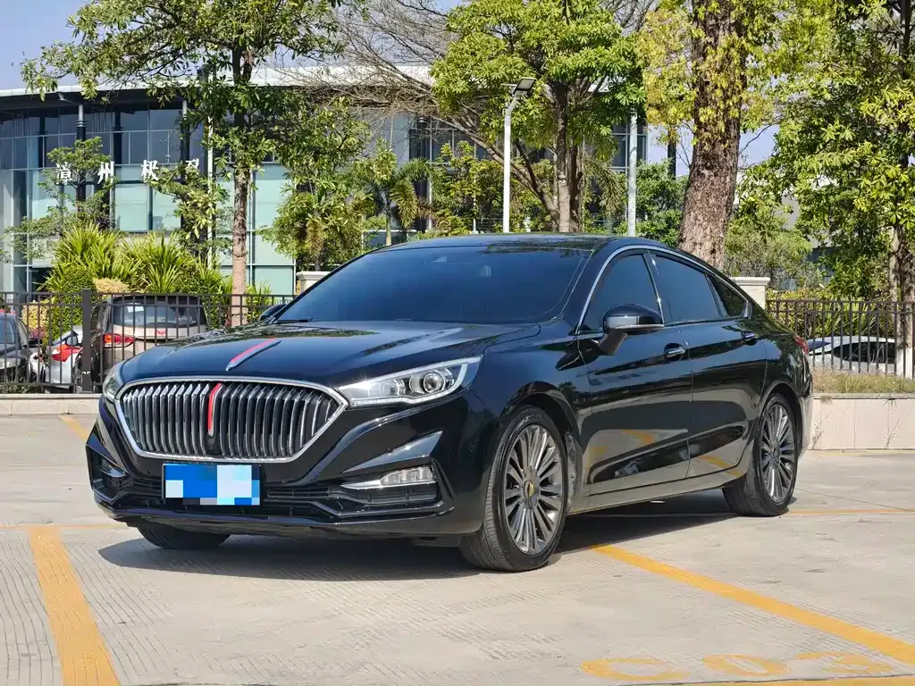 Hongqi H5 — фото 1