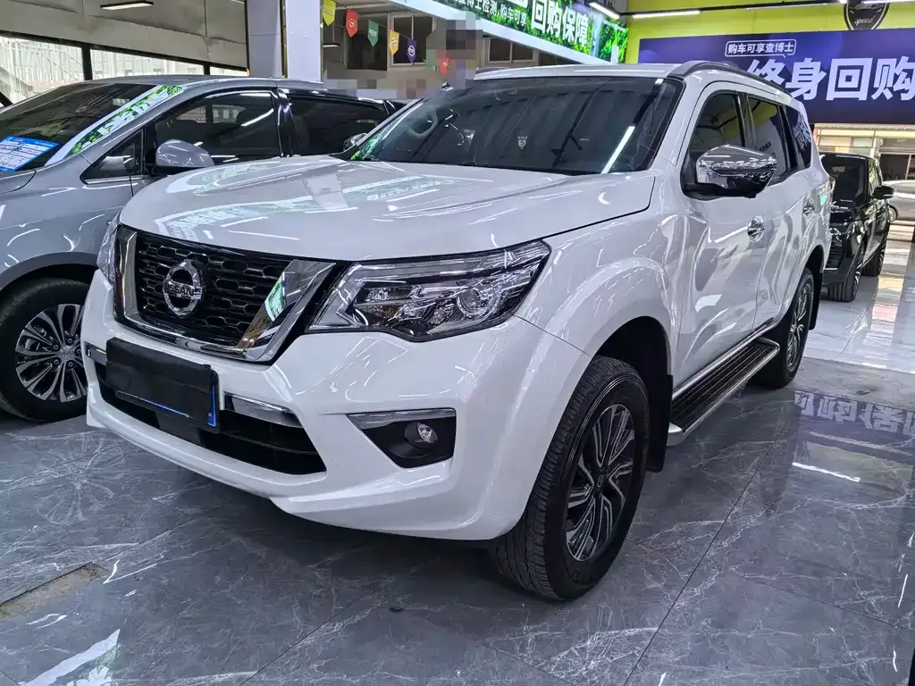 Nissan Terra — фото 1