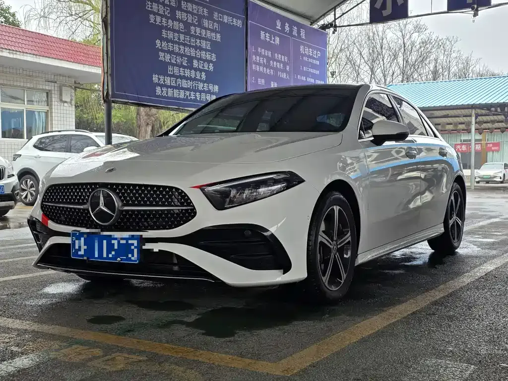 Mercedes-Benz A-Class — фото 1