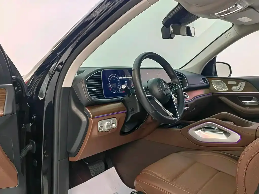 Mercedes-Benz GLE — фото 10