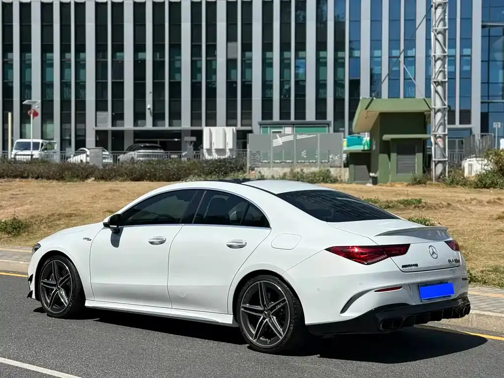 Mercedes-Benz CLA AMG — фото 2