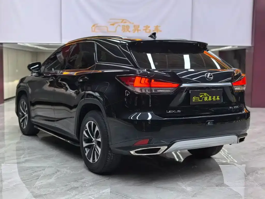 Lexus RX — фото 2