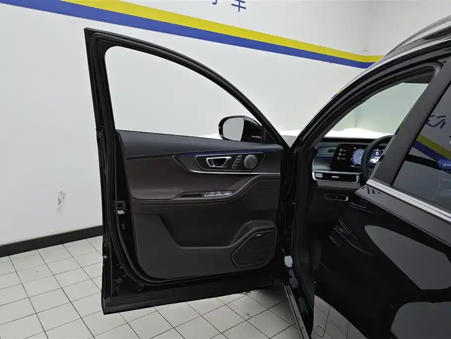 Chery Tiggo 8 PRO — фото 3