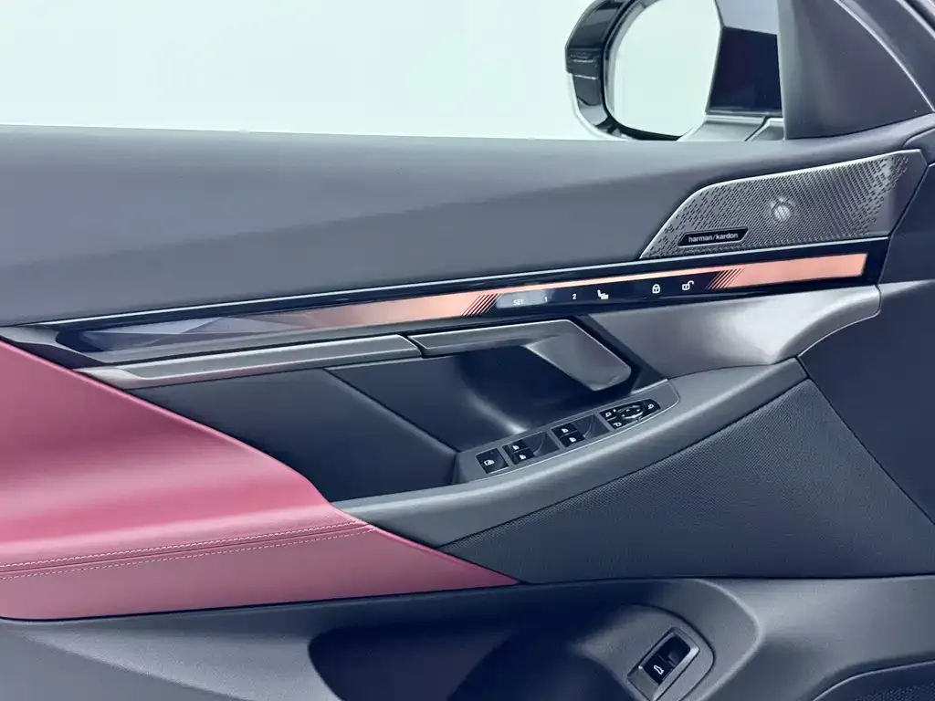 BMW i5 — фото 7